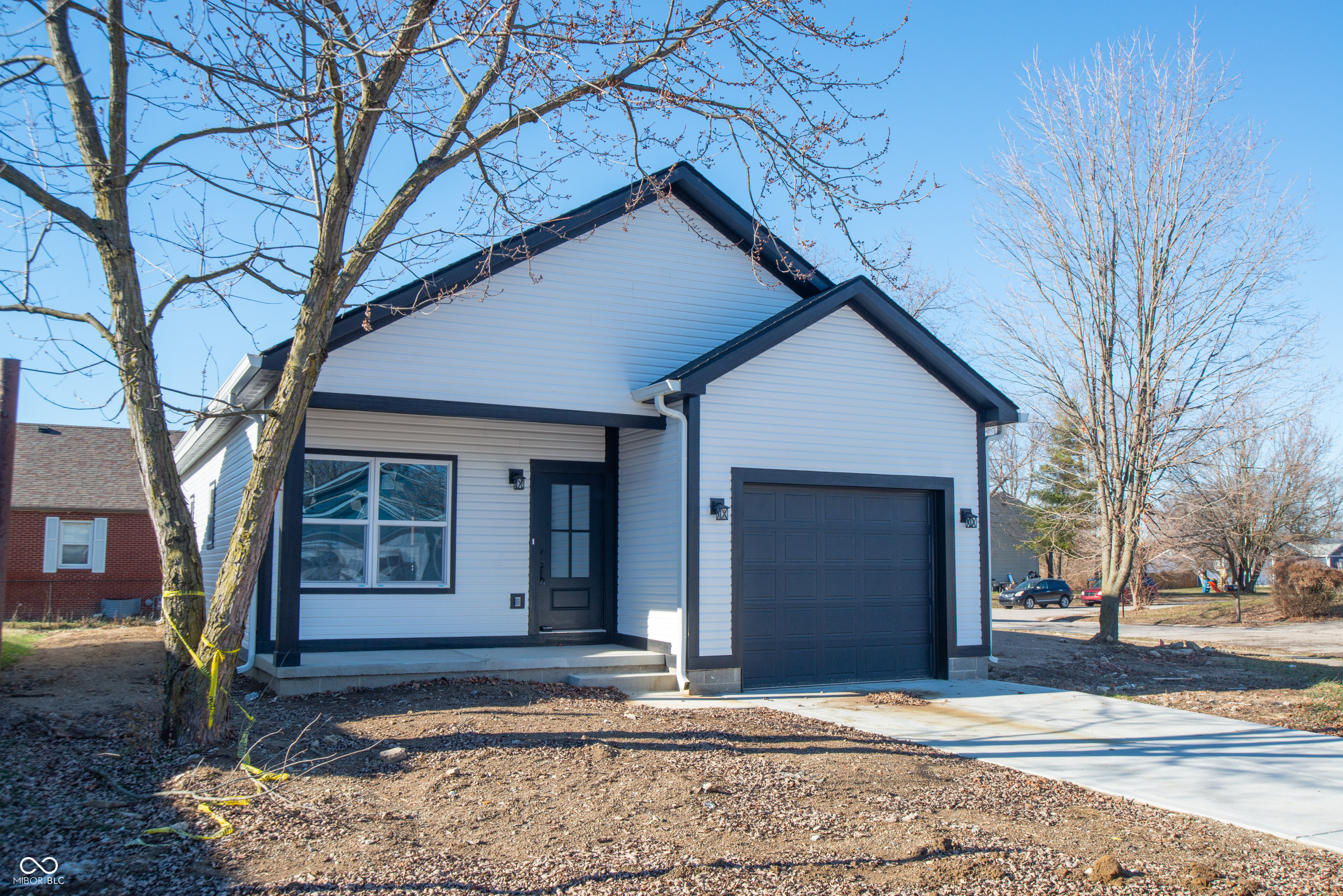 3226 Keystone Lakes Way Indianapolis, IN 46237 - Photo 5 of 32