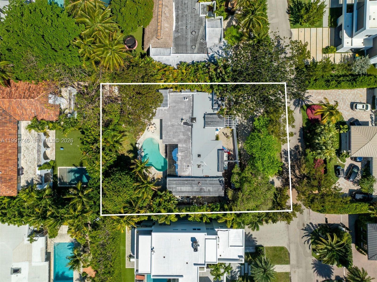 346 Gulf Road Key Biscayne, FL 33149 - Photo 8 of 10