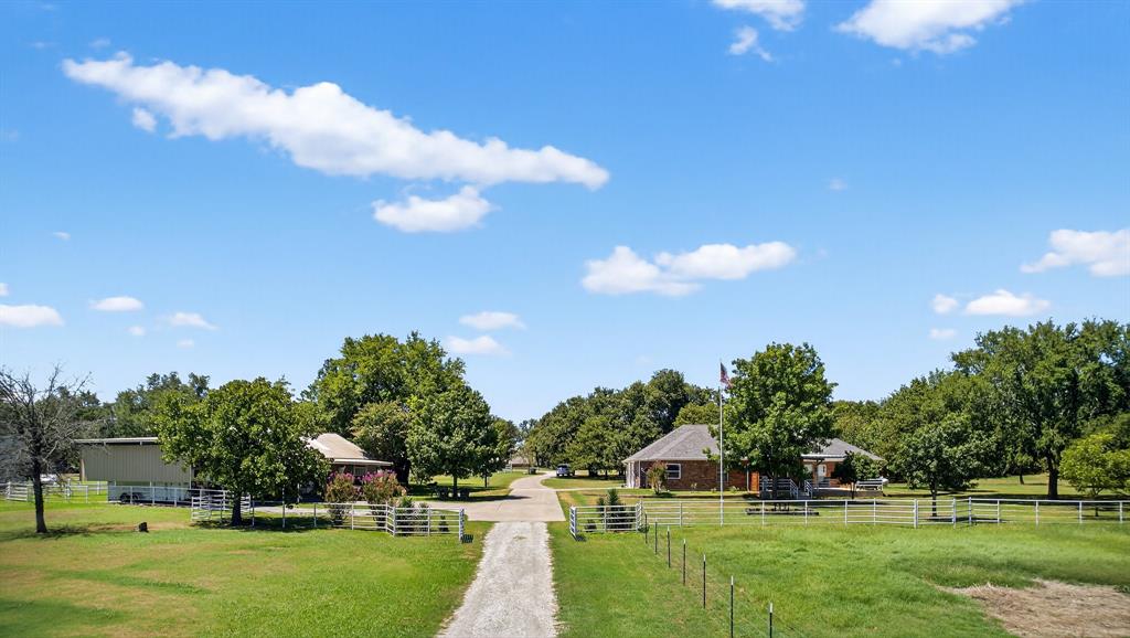 482 Center Hill Road Gainesville, TX 76240 - Photo 35 of 38