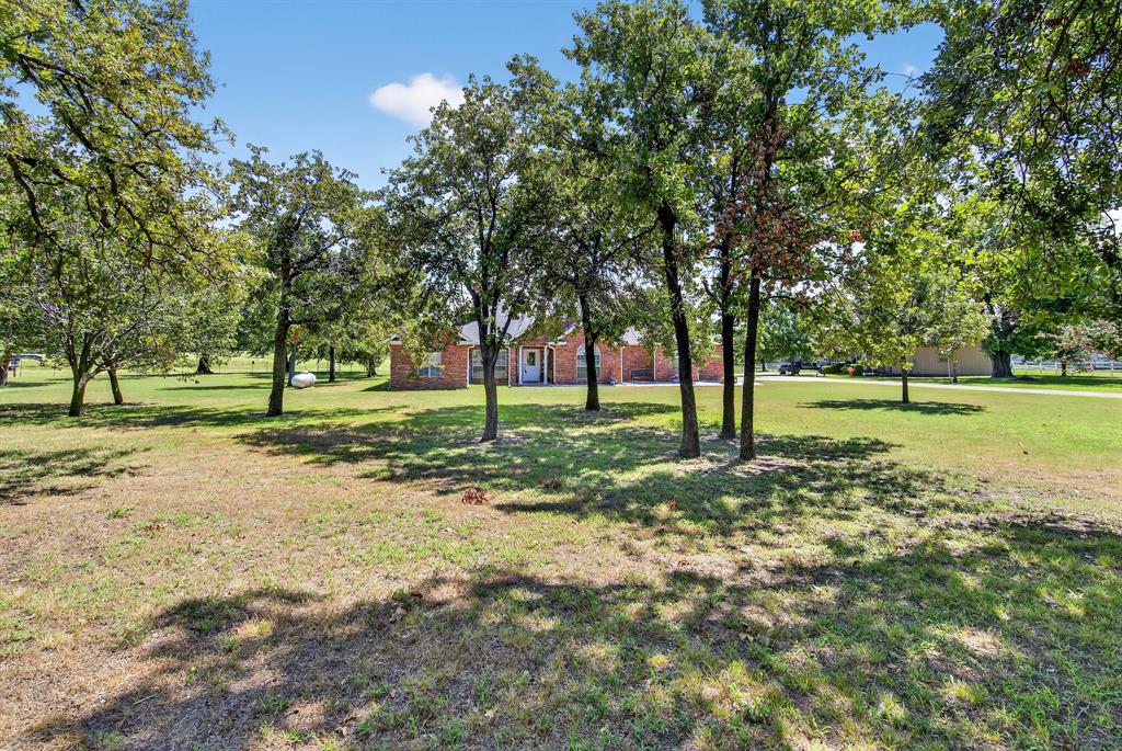 482 Center Hill Road Gainesville, TX 76240 - Photo 38 of 38 a view of field with trees