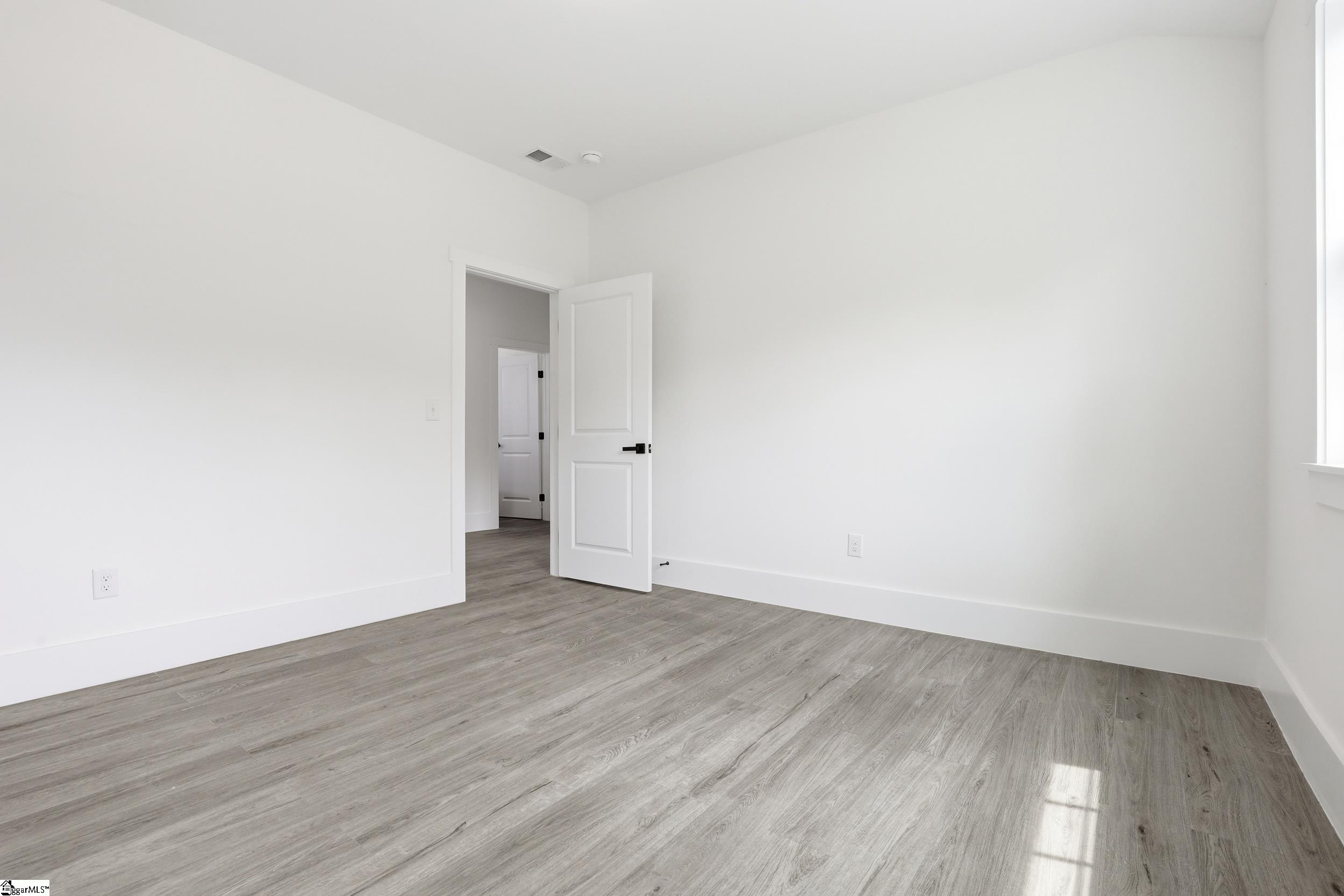 1111 East River Street Anderson, SC 29624 - Photo 21 of 37
