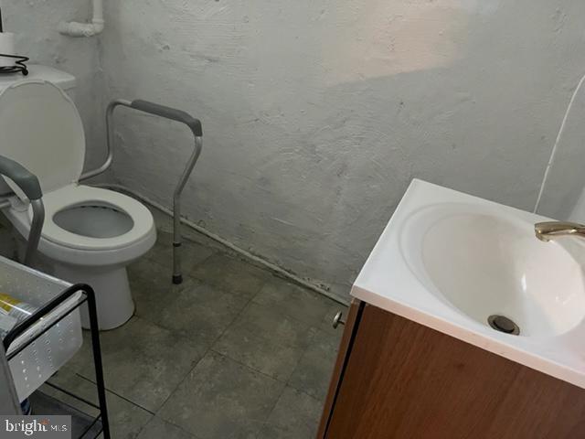 354 East Claremont Road Philadelphia, PA 19120 - Photo 36 of 42 Basement Bathroom