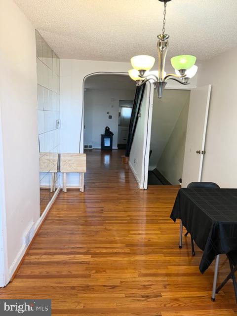 354 East Claremont Road Philadelphia, PA 19120 - Photo 10 of 42 Dining Room
