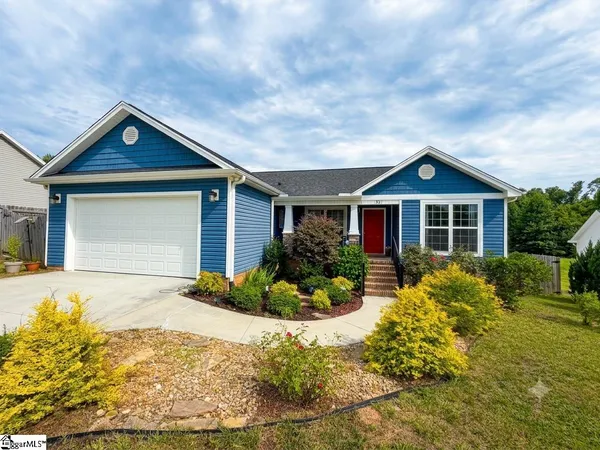 $415,000 | 52 Montgomery Road, Lyman, SC 29365
