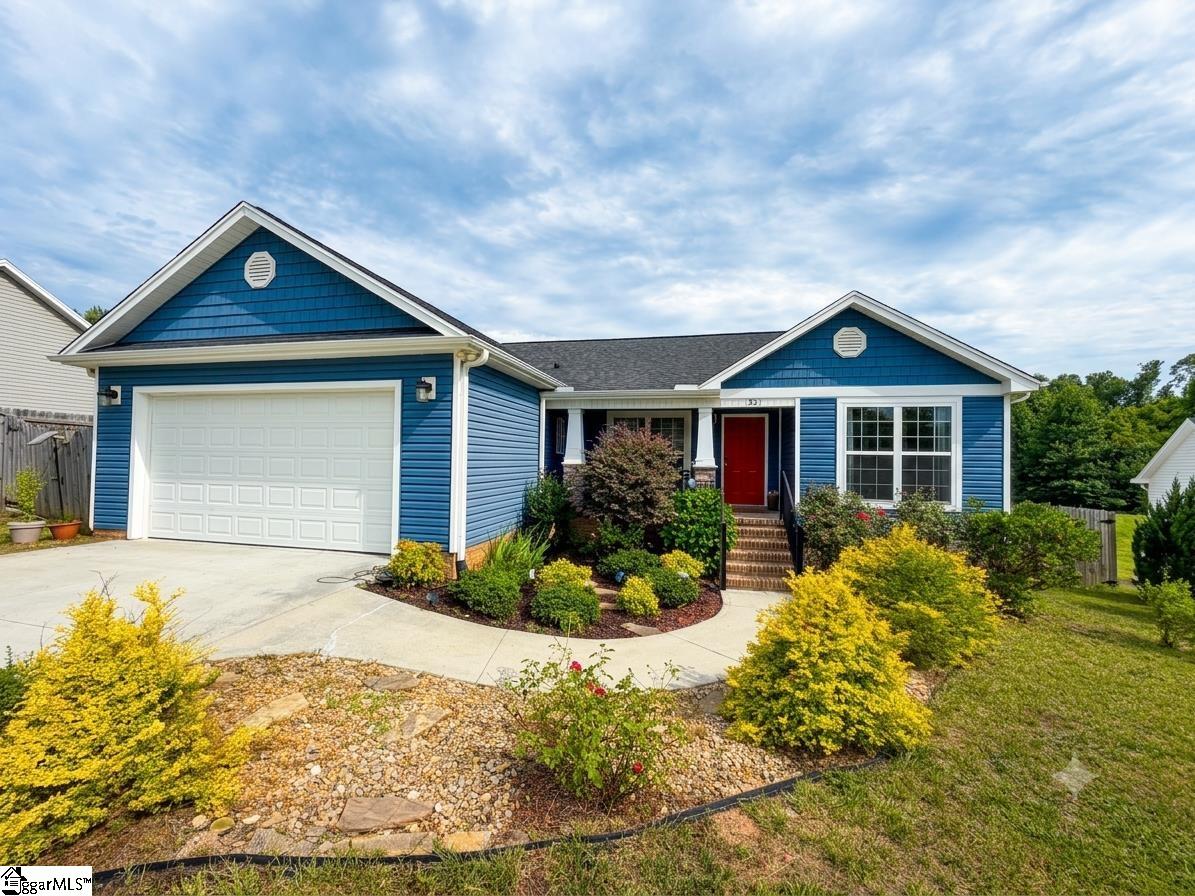 52 Montgomery Road Lyman, SC 29365 - Photo 1 of 33