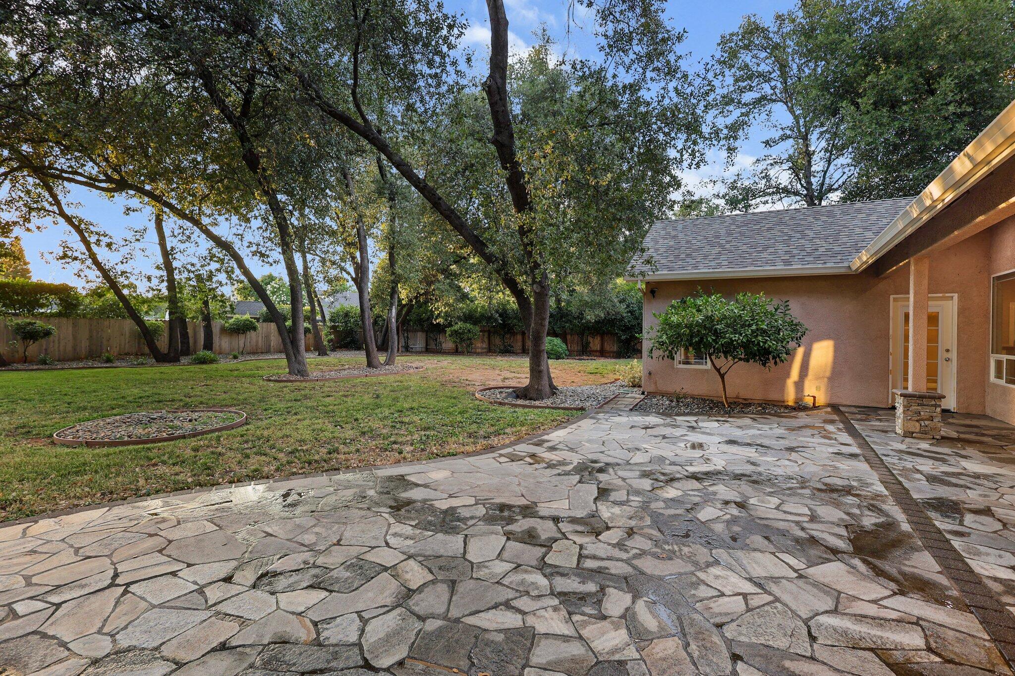 4230 Brittany Drive Redding, CA 96002 - Photo 34 of 44 45-web-or-mls-8Q0A9795_1