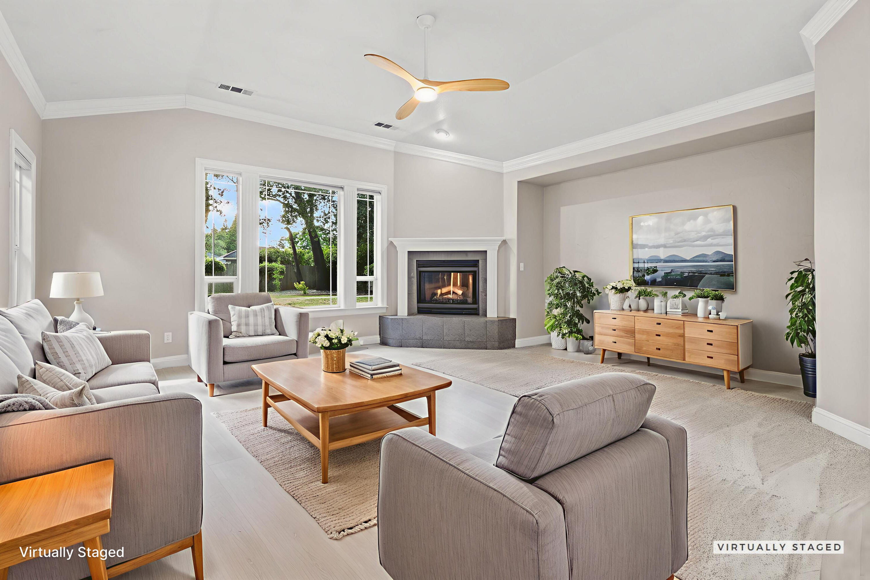 4230 Brittany Drive Redding, CA 96002 - Photo 10 of 44 11-web-or-mls-8Q0A9502_1 - Living Room -