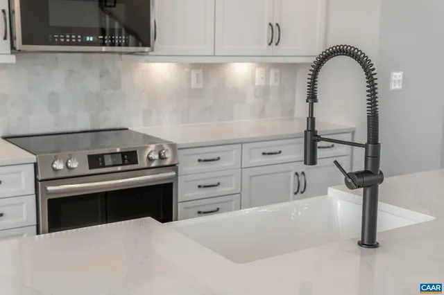 a close view of washer and dryer