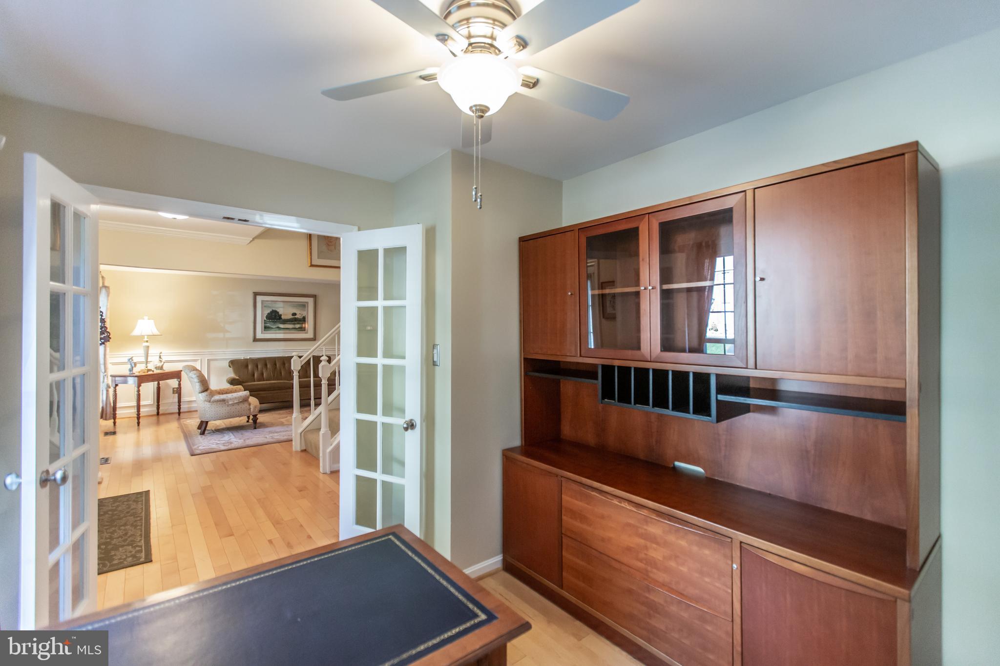 21300 Mirror Ridge Place Sterling, VA 20164 - Photo 7 of 47 Office/Study