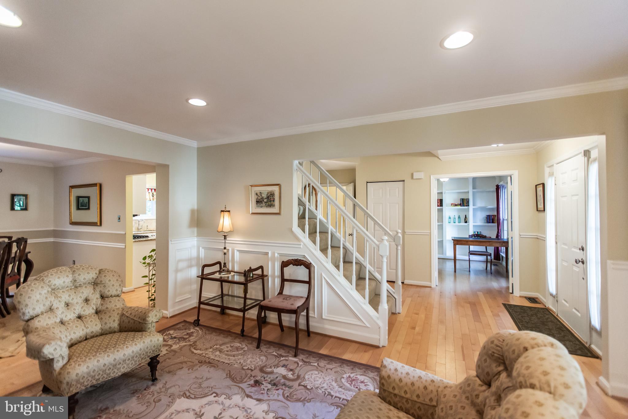 21300 Mirror Ridge Place Sterling, VA 20164 - Photo 9 of 47 Formal Living Room