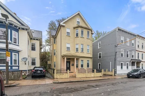 $3,900 | 66 Mozart Street, Unit 2, Boston, MA 02130