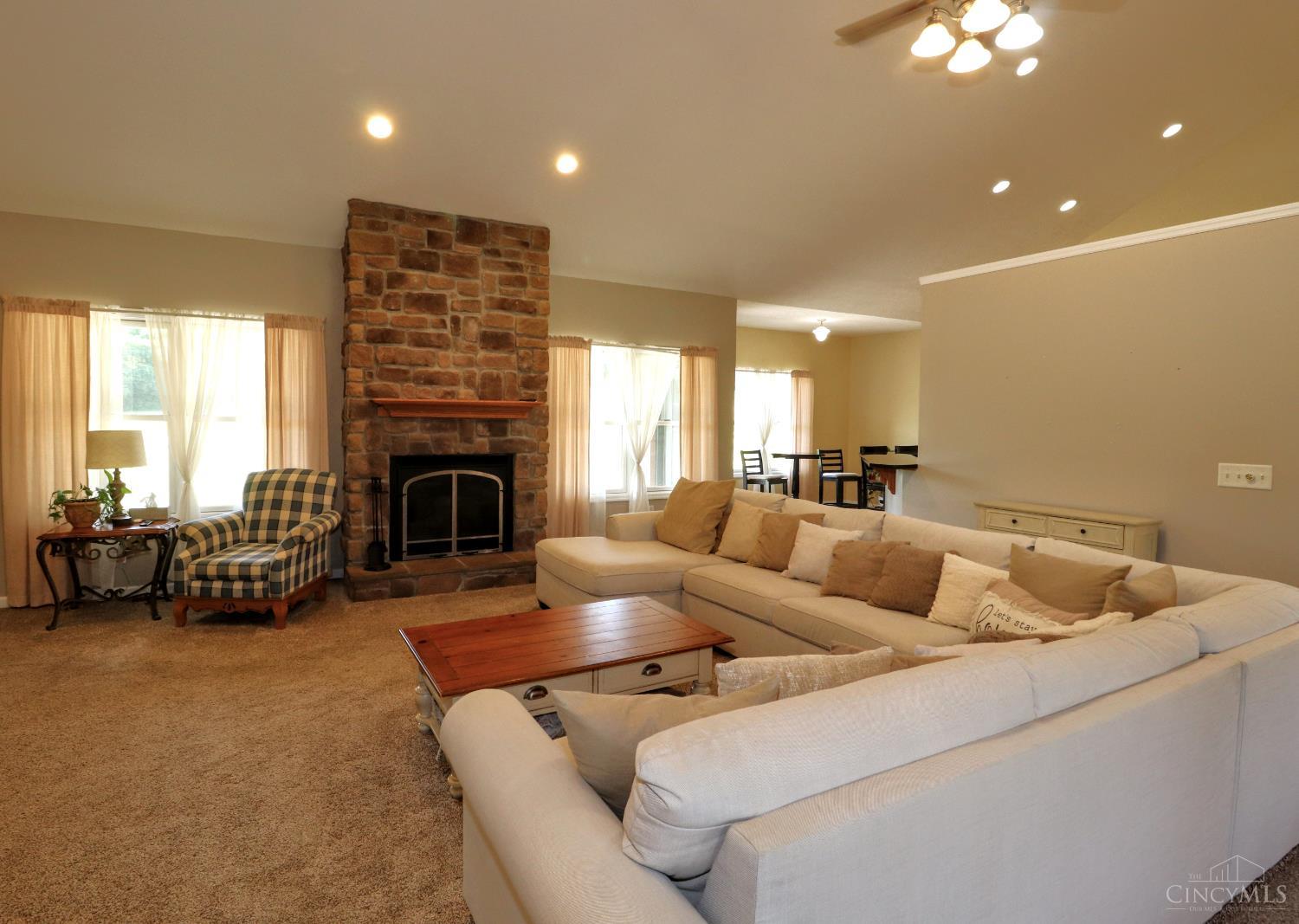 671 Warwick Road Hamilton, OH 45013 - Photo 23 of 99