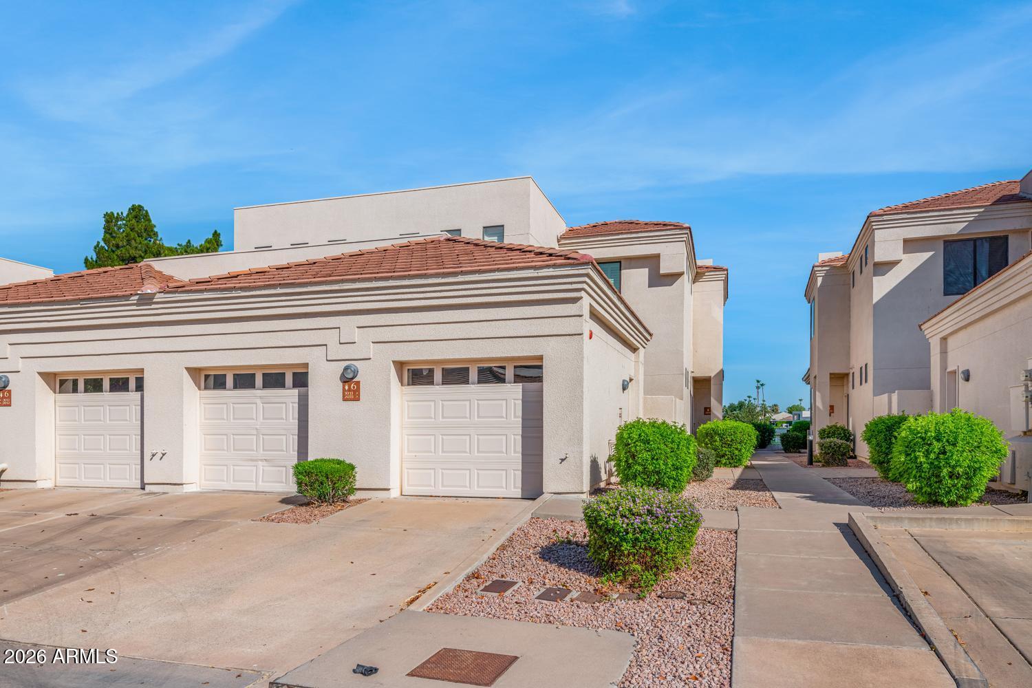 8270 North Hayden Road, Unit 2011 Scottsdale, AZ 85258 - Photo 2 of 25