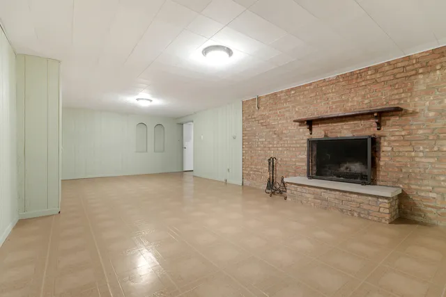 $585,000 | 240 Scott Avenue, Glen Ellyn, IL 60137