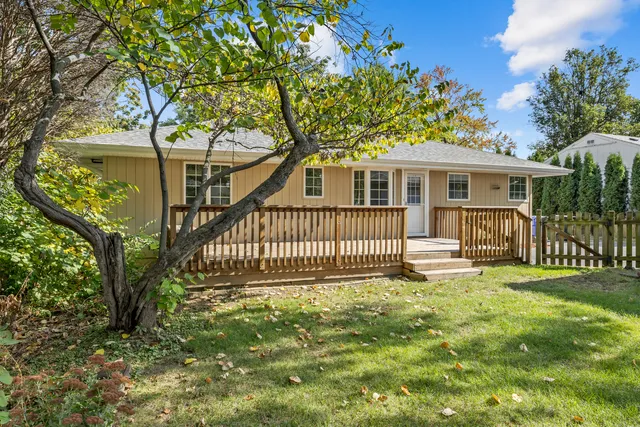 $585,000 | 240 Scott Avenue, Glen Ellyn, IL 60137