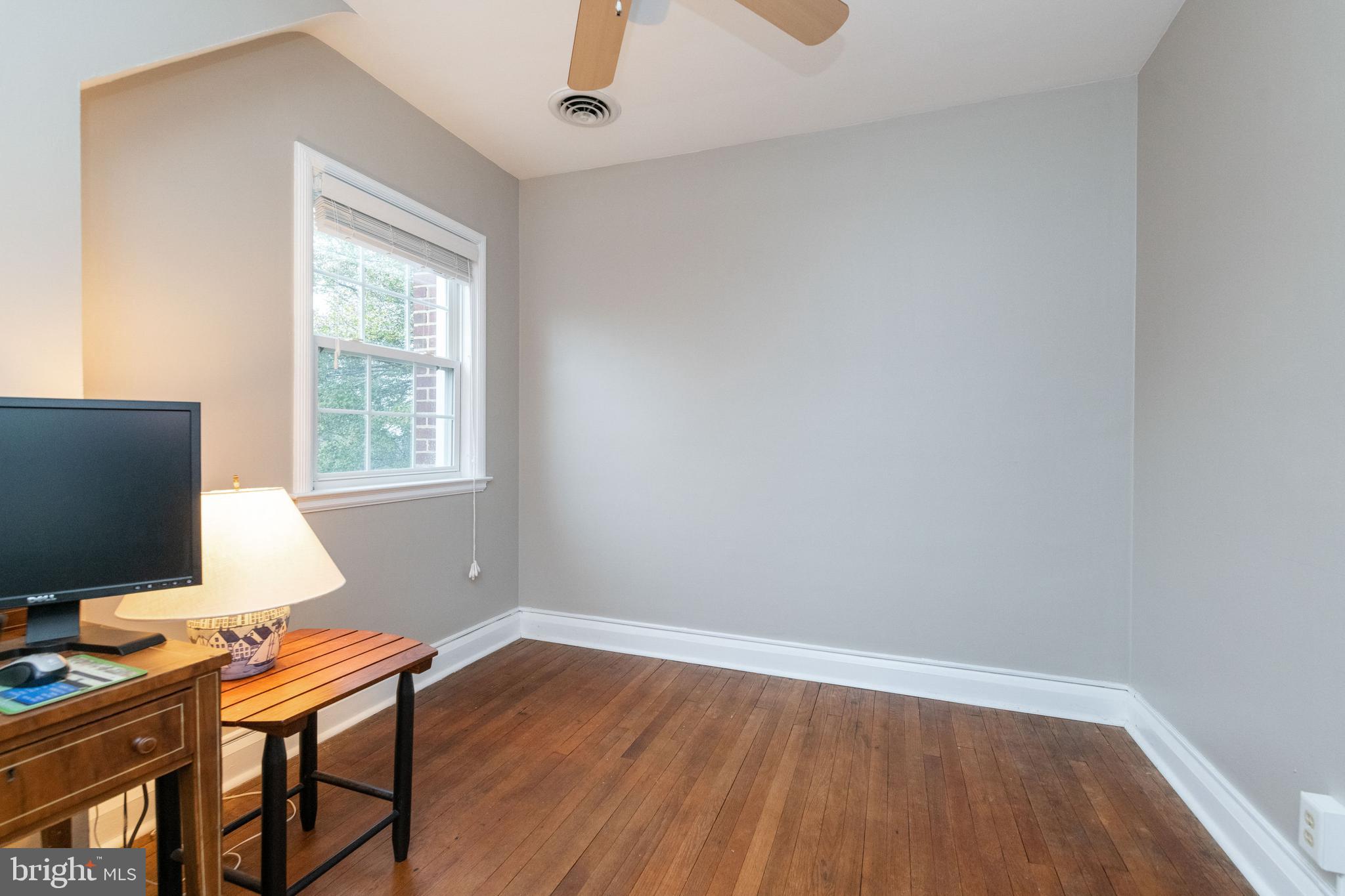 112 Greenbrier Road Towson, MD 21286 - Photo 17 of 37 Bedroom #3 second view.