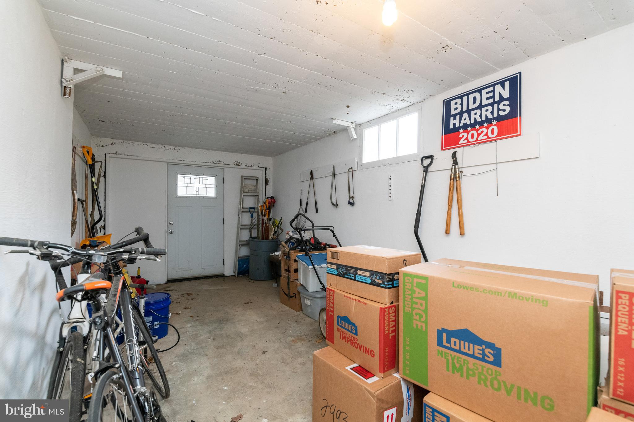 112 Greenbrier Road Towson, MD 21286 - Photo 37 of 37 Former garage ... great home office?