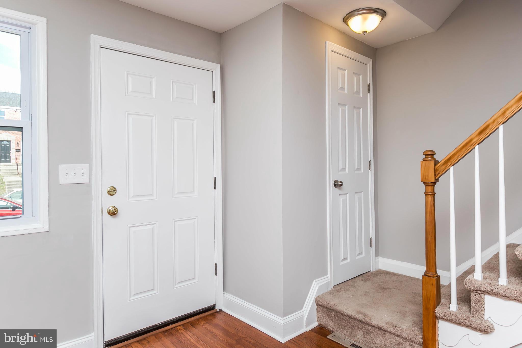 927 Coleridge Road Baltimore, MD 21229 - Photo 2 of 29 Interior (General)