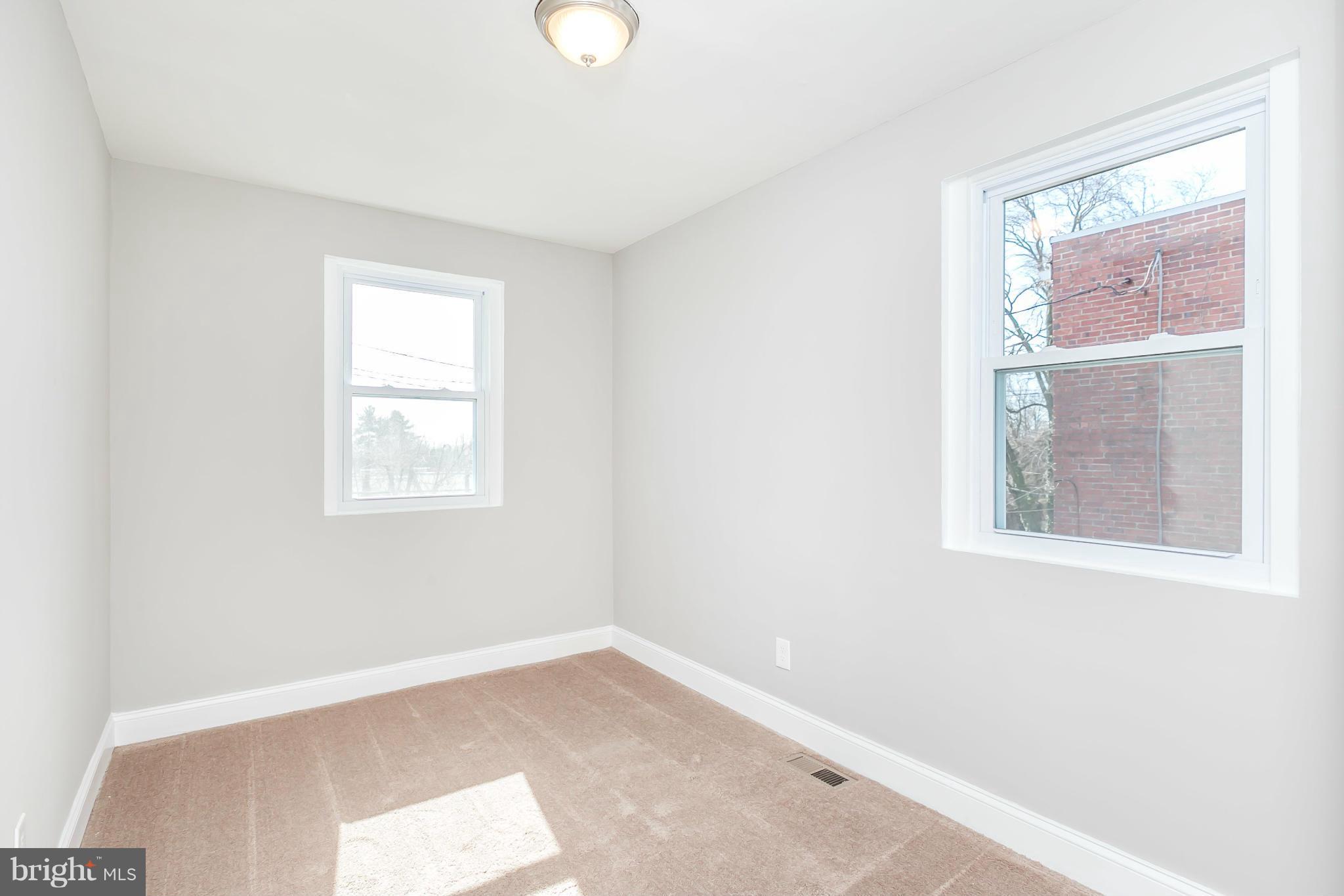 927 Coleridge Road Baltimore, MD 21229 - Photo 20 of 29 Bedroom
