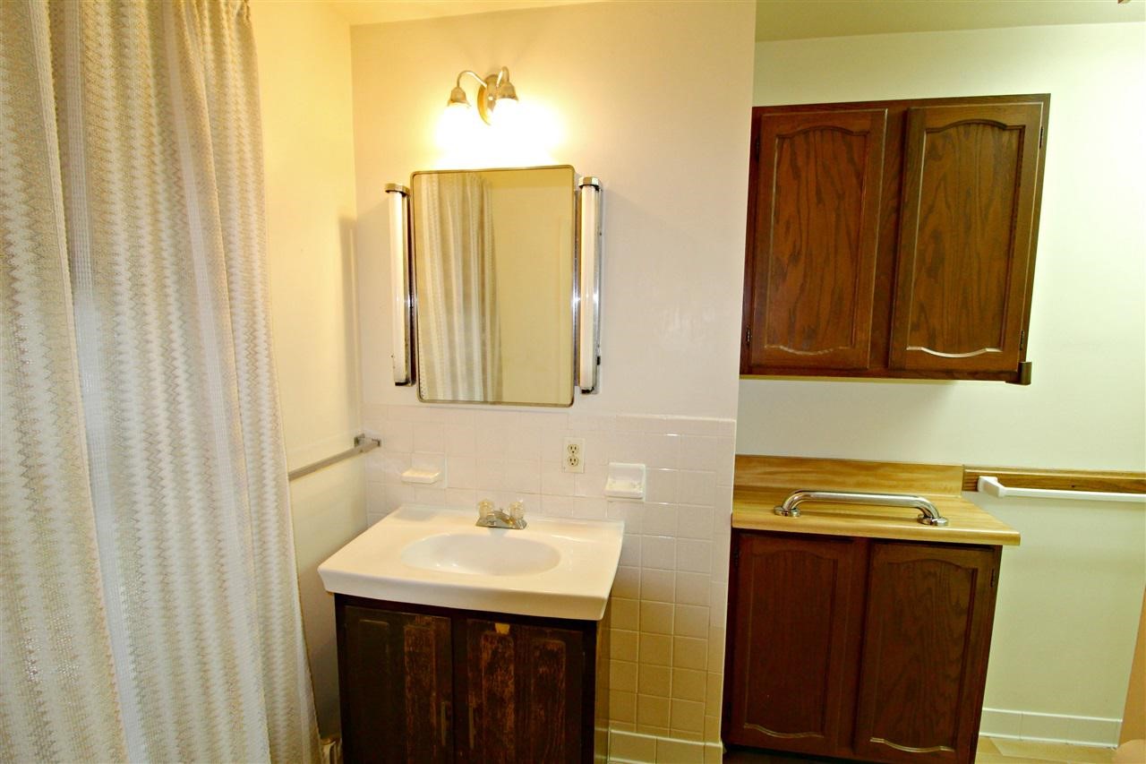 518 East Vienna Road Clio, MI 48420 - Photo 15 of 26 21499638-14.JPG
