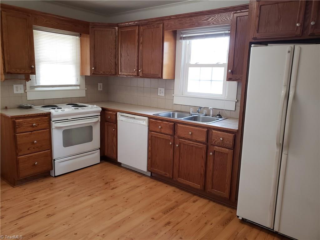 390 Providence Church Road Randleman, NC 27317 - Photo 5 of 12 Gallery Image 5