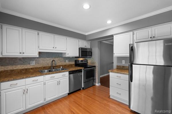 24874 Chalk Farm Road West, Unit 62 Warren, MI 48091 - Photo 24 of 36