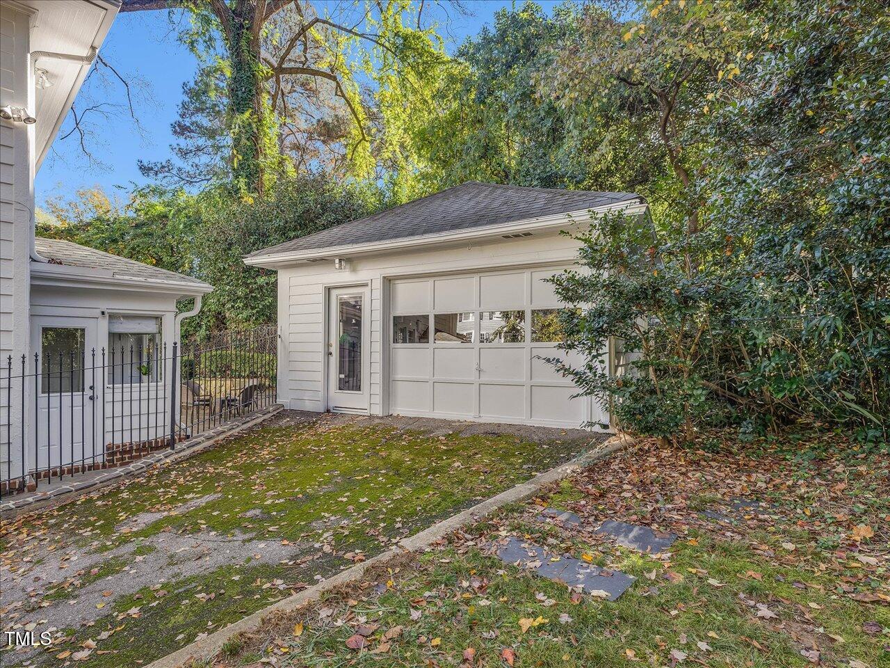 2108 Myrtle Avenue Raleigh, NC 27608 - Photo 74 of 95 74-Garage