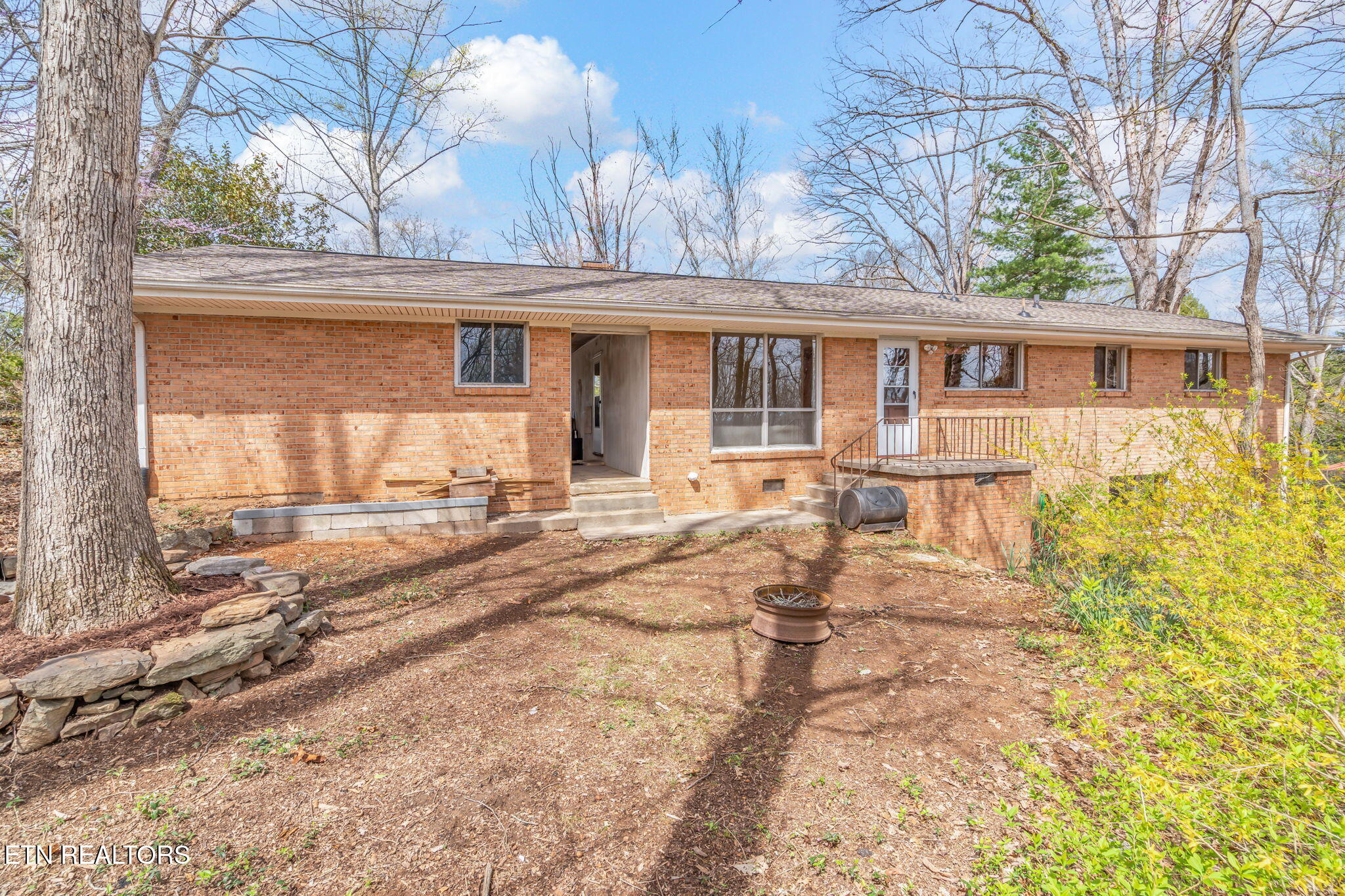 879 West Outer Drive Oak Ridge, TN 37830 - Photo 44 of 53 44-web-or-mls-879 W. Outer Drive-34