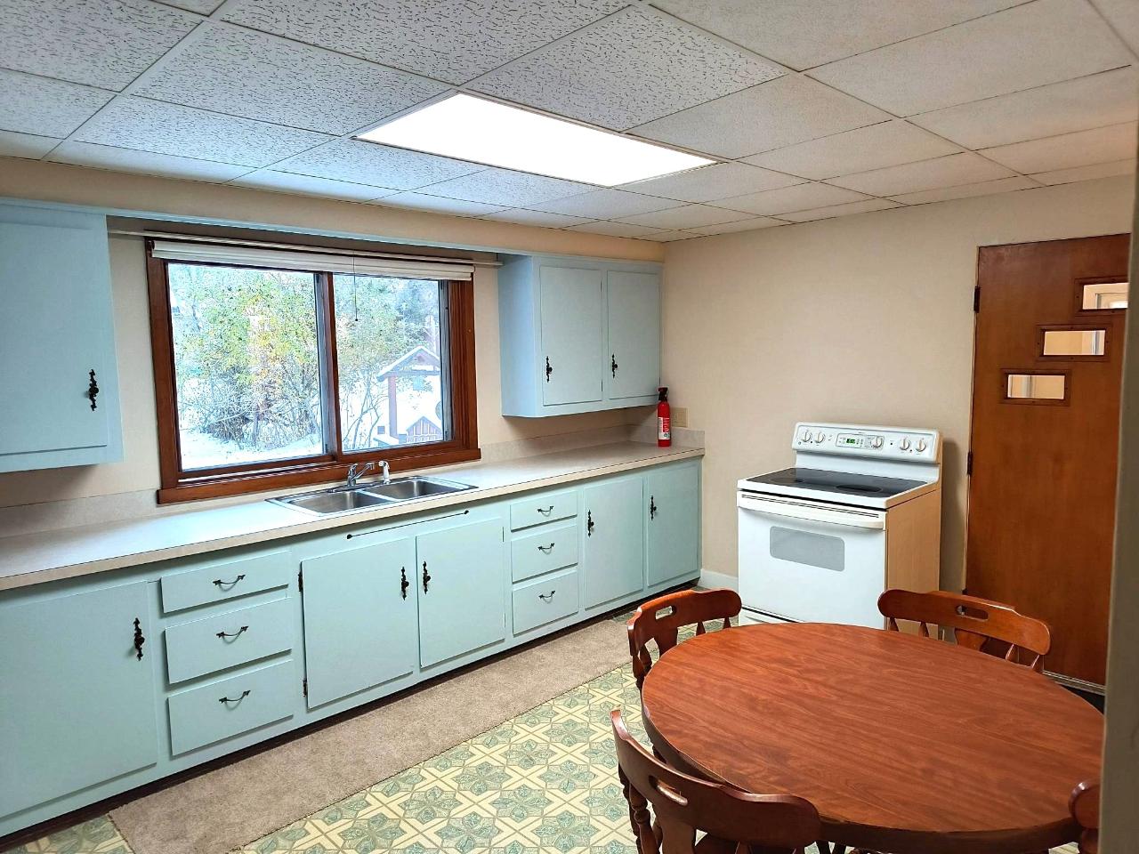 14 Gilbert Street Rhinelander, WI 54501 - Photo 7 of 20 Gallery Image 7