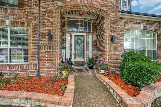 $705,000 | 4534 Risinghill Drive, Plano, TX 75024
