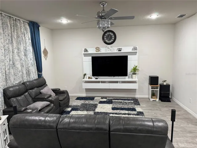 $2,850 | 4028 Diamond Dew Lane, Sanford, FL 32773