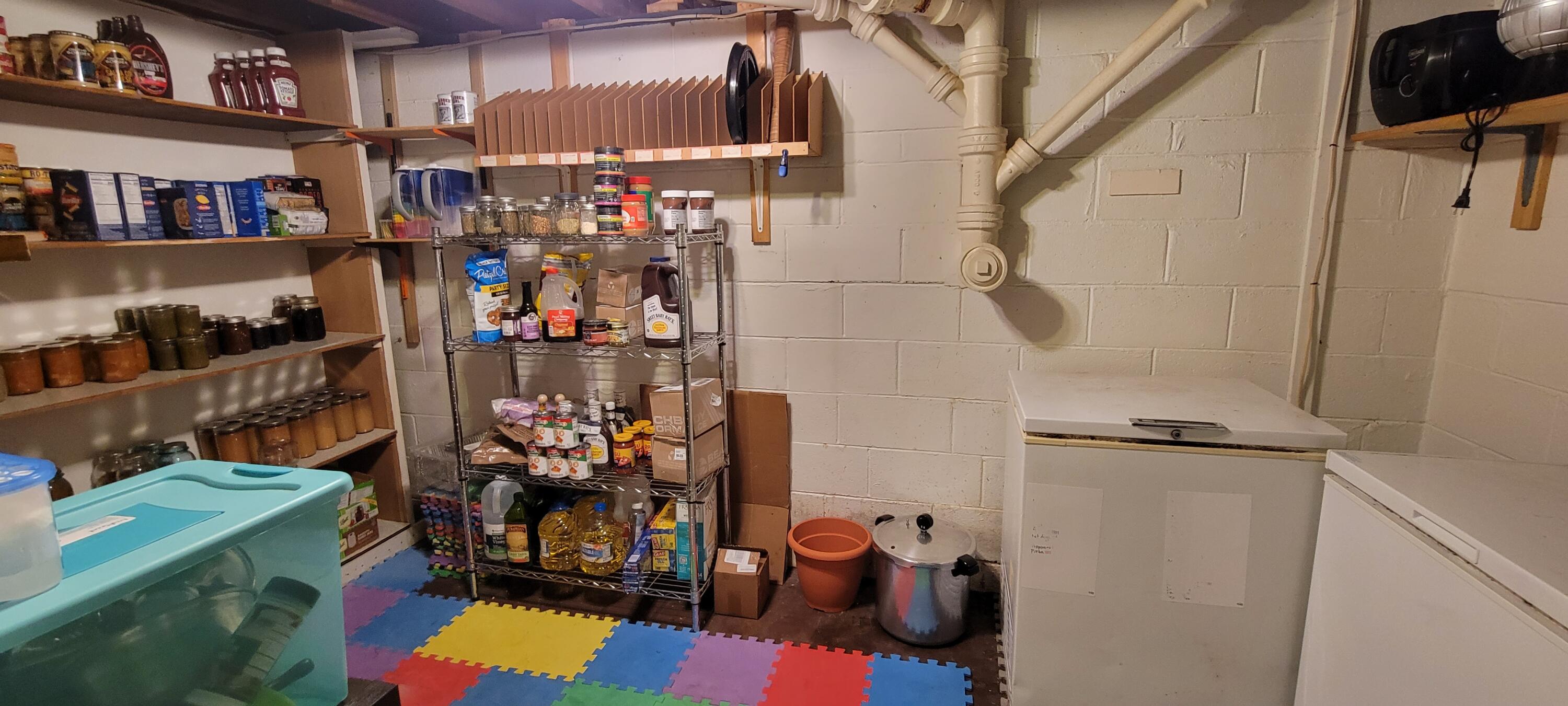 1340 Anna Road Muskegon, MI 49445 - Photo 22 of 28 LL- Storage