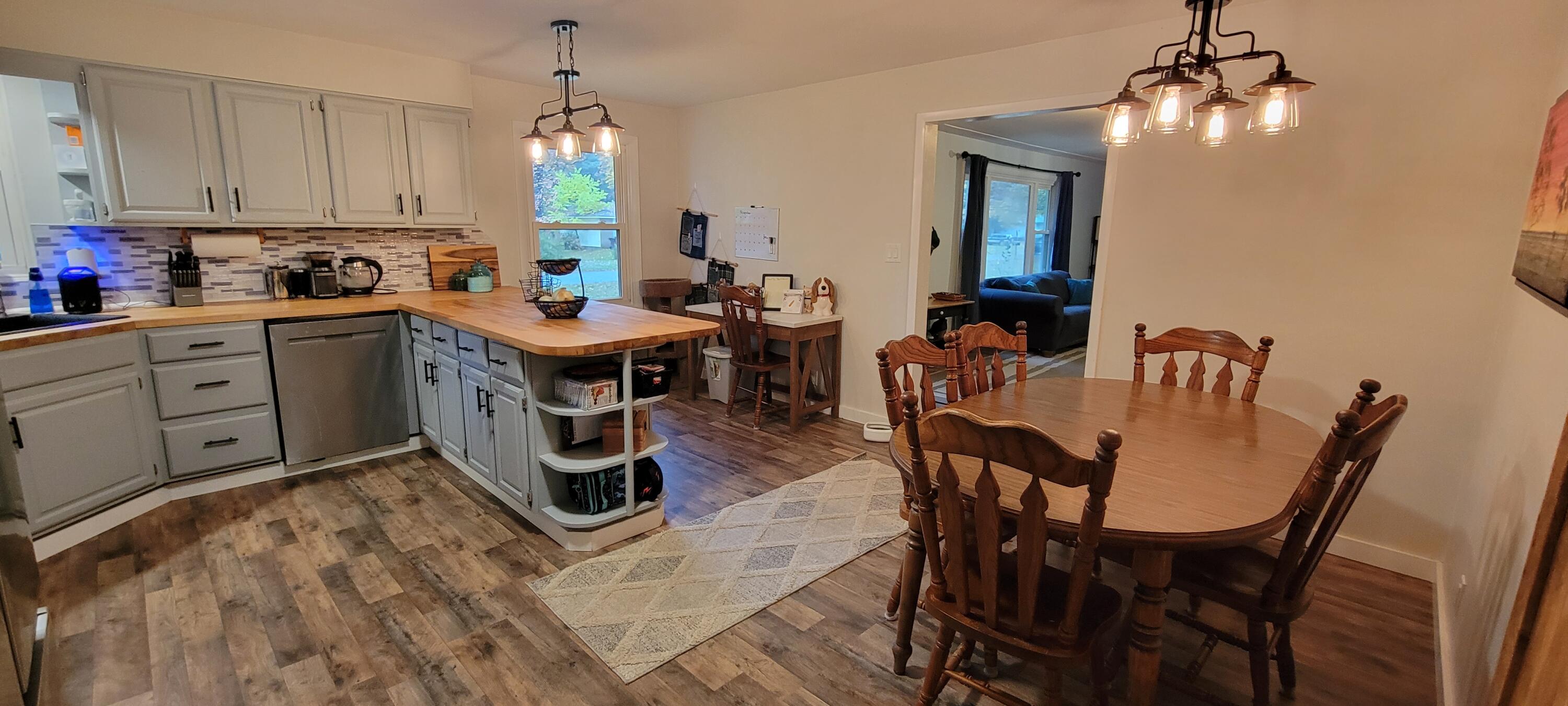 1340 Anna Road Muskegon, MI 49445 - Photo 3 of 28 20231027_152736