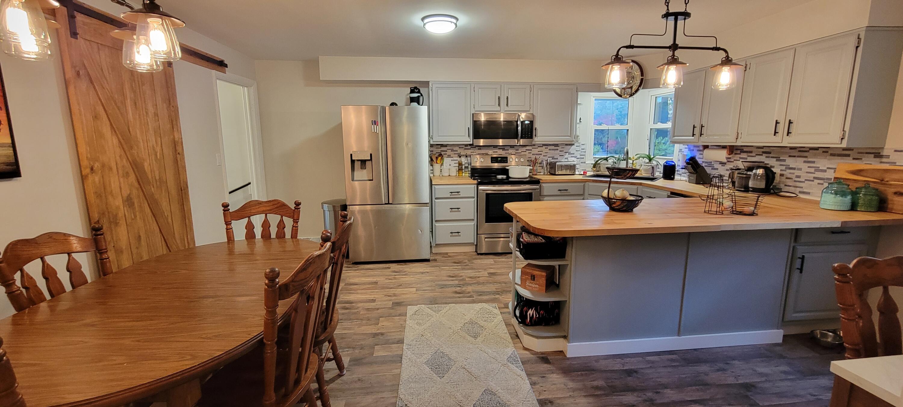 1340 Anna Road Muskegon, MI 49445 - Photo 6 of 28 20231027_152830