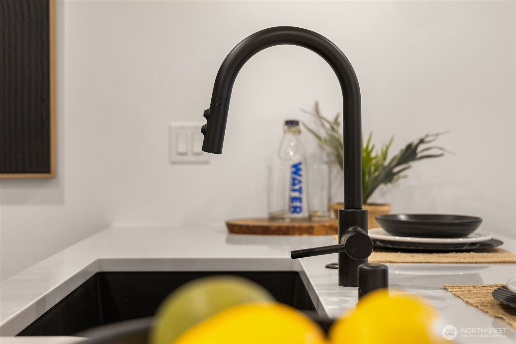 113 24th Avenue East, Unit B Seattle, WA 98112 - Photo 11 of 33