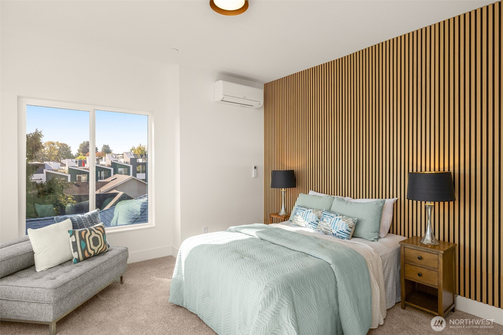 113 24th Avenue East, Unit B Seattle, WA 98112 - Photo 15 of 33