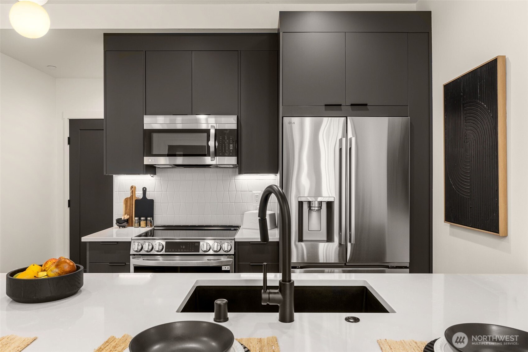 113 24th Avenue East, Unit B Seattle, WA 98112 - Photo 2 of 33