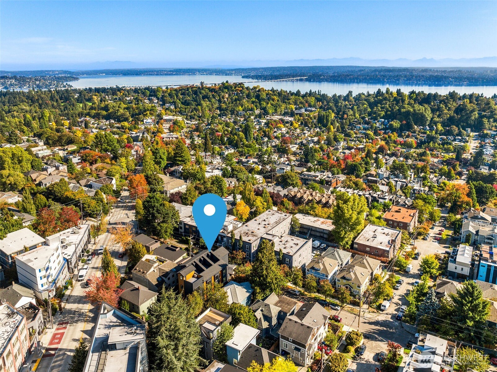 113 24th Avenue East, Unit B Seattle, WA 98112 - Photo 31 of 33