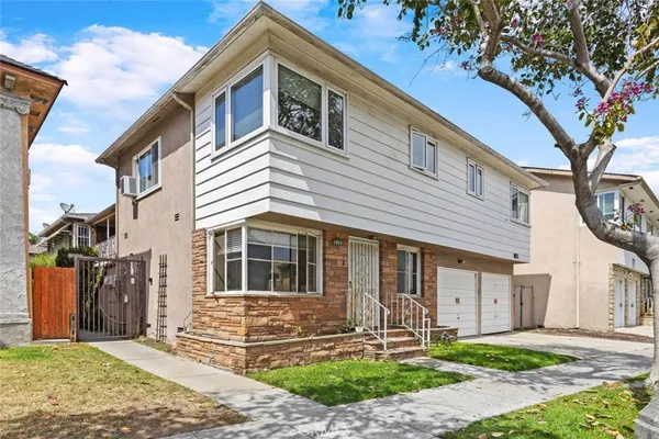 $549,000 | 1825 East 3rd Street, Unit 4, Long Beach, CA 90802