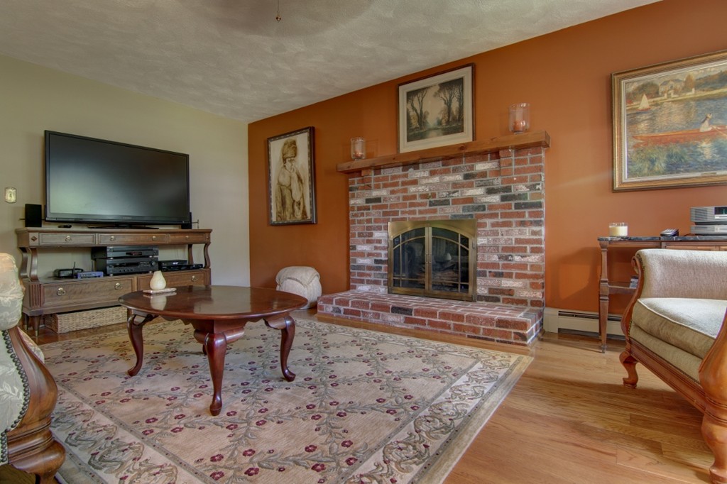 3699 Diamond Hill Road Cumberland, RI 02864 - Photo 12 of 29