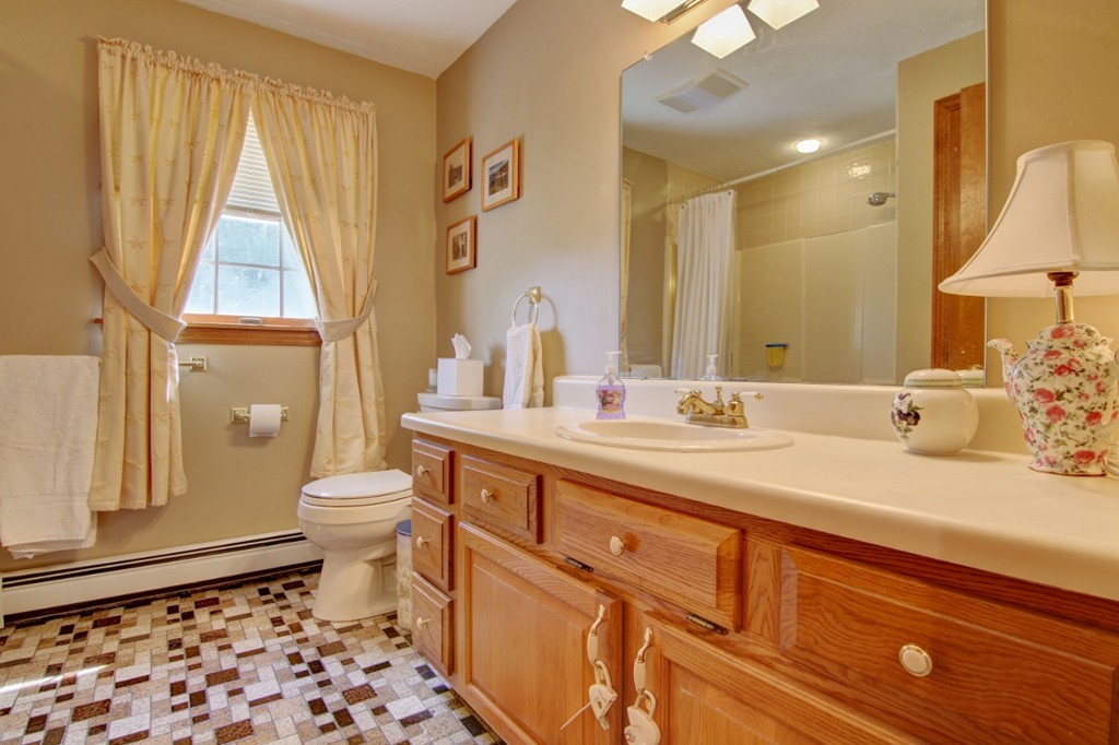 3699 Diamond Hill Road Cumberland, RI 02864 - Photo 19 of 29