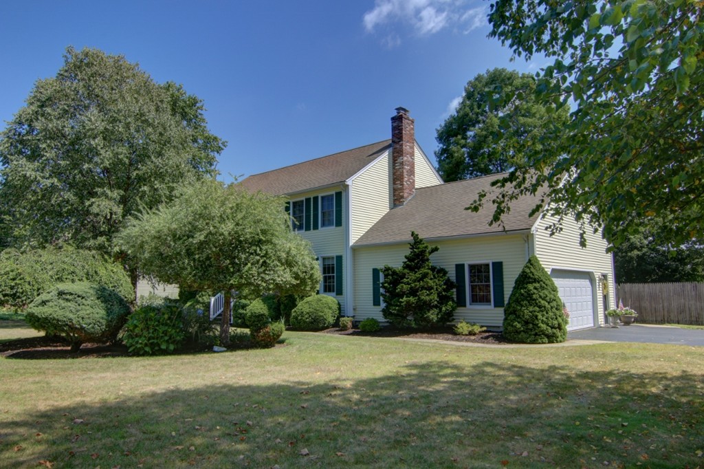 3699 Diamond Hill Road Cumberland, RI 02864 - Photo 23 of 29