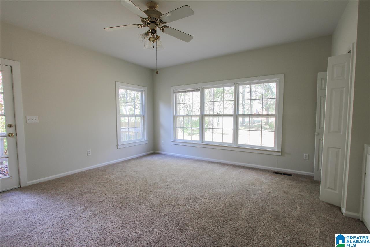 736 Martinwood Road Birmingham, AL 35235 - Photo 5 of 18