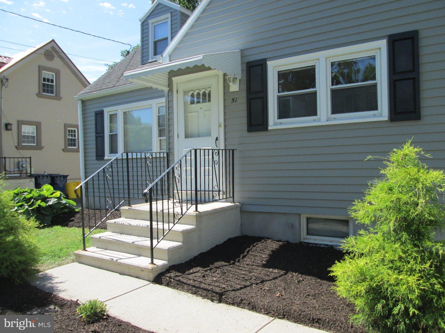 51 Gedney Road Lawrenceville, NJ 08648 - Photo 3 of 15