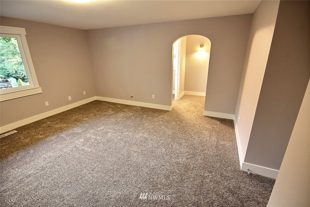 20238 Southeast 152nd Street Renton, WA 98059 - Photo 15 of 25 Gallery Image 15