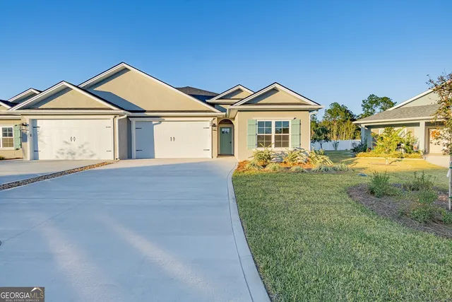 $322,900 | 208 The Villas Way, Kingsland, GA 31548