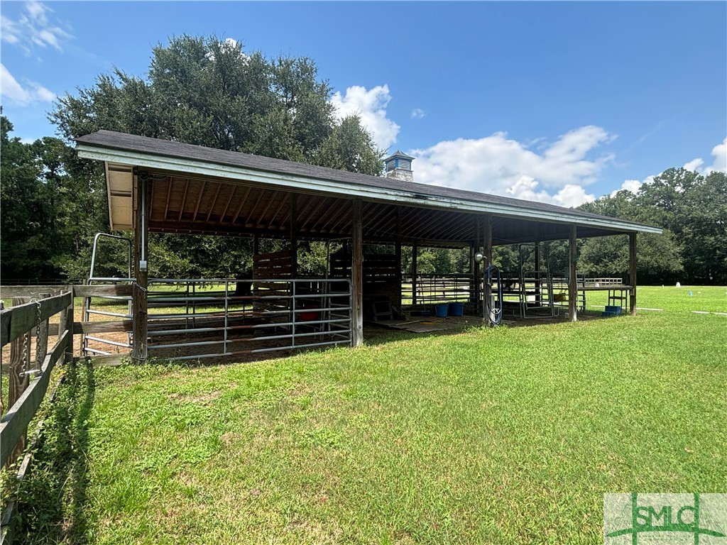 910 Kolic Helmey Road Guyton, GA 31312 - Photo 16 of 40 Horse shelter