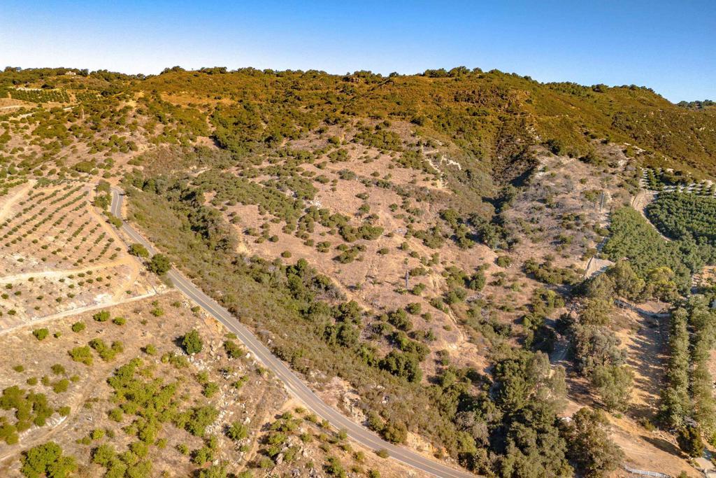 27-29 El Calamar Road Temecula, CA 92590 - Photo 8 of 17