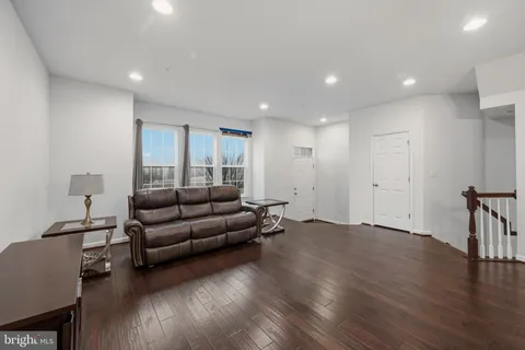 $635,000 | 9926 Cypress Way, Laurel, MD 20723