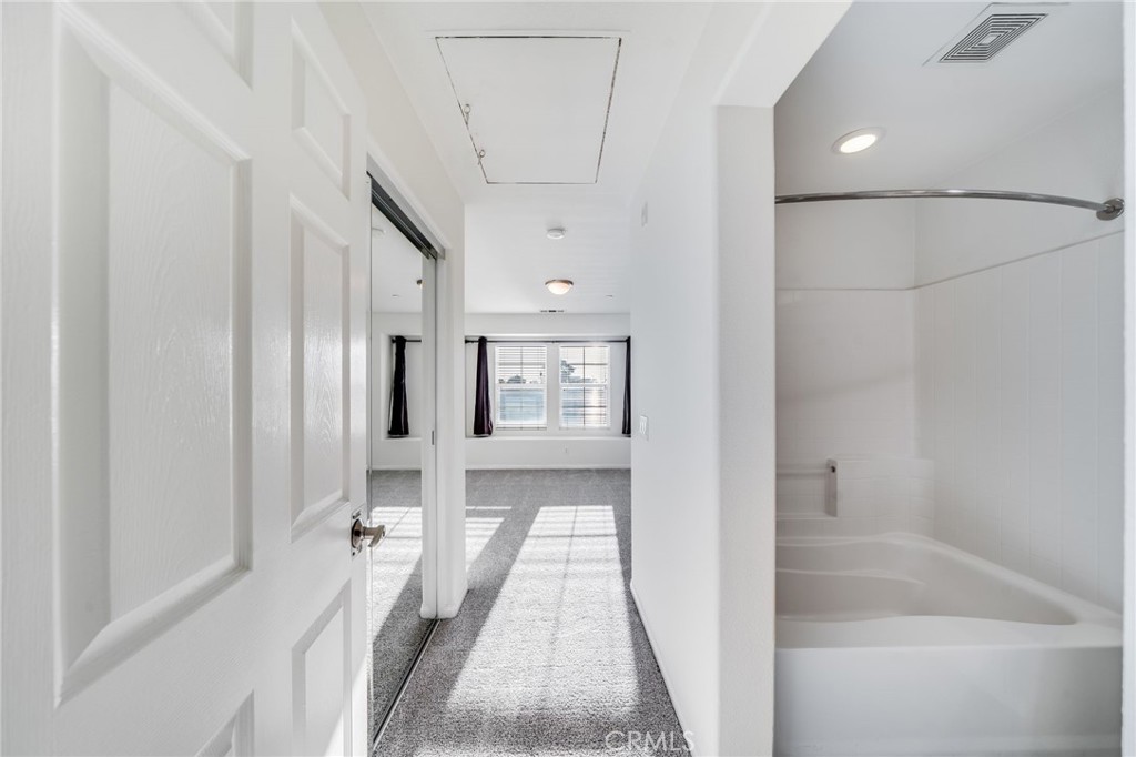 814 Silk Tree Irvine, CA 92606 - Photo 21 of 32